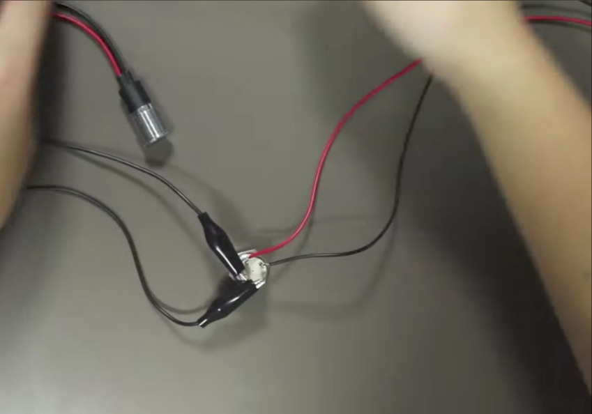Ein anderes Kabel einhängen Ein anderes Kabel einhängen