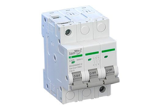 Can You Install a DC Circuit Breaker in a Home: Residential DC Safety & Installation